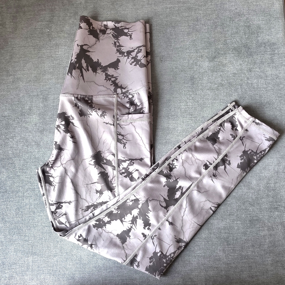 High Waist Compression Leggings Athleisure Luxe Hook Front Pockets Women’s L